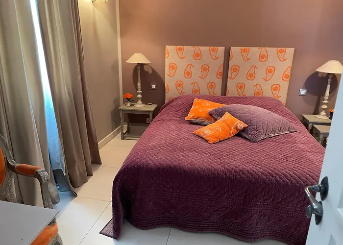 Chez Nicole * Канны